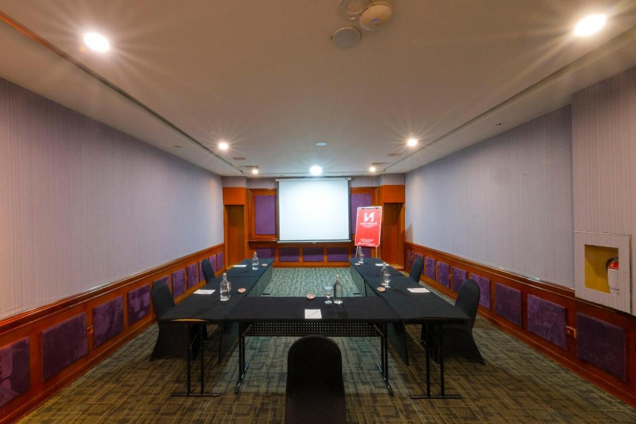 Swiss-Belhotel Mangga Besar Jakarta Exterior photo