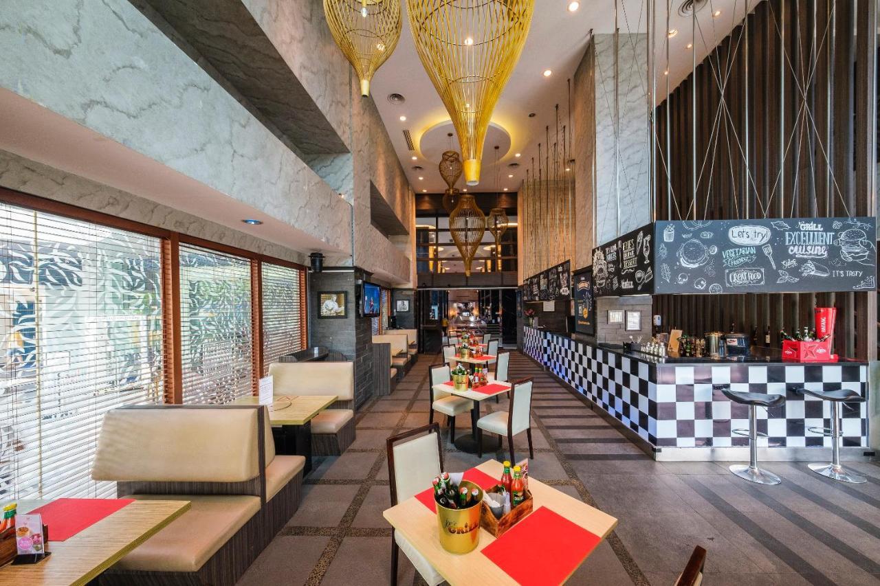 Swiss-Belhotel Mangga Besar Jakarta Exterior photo