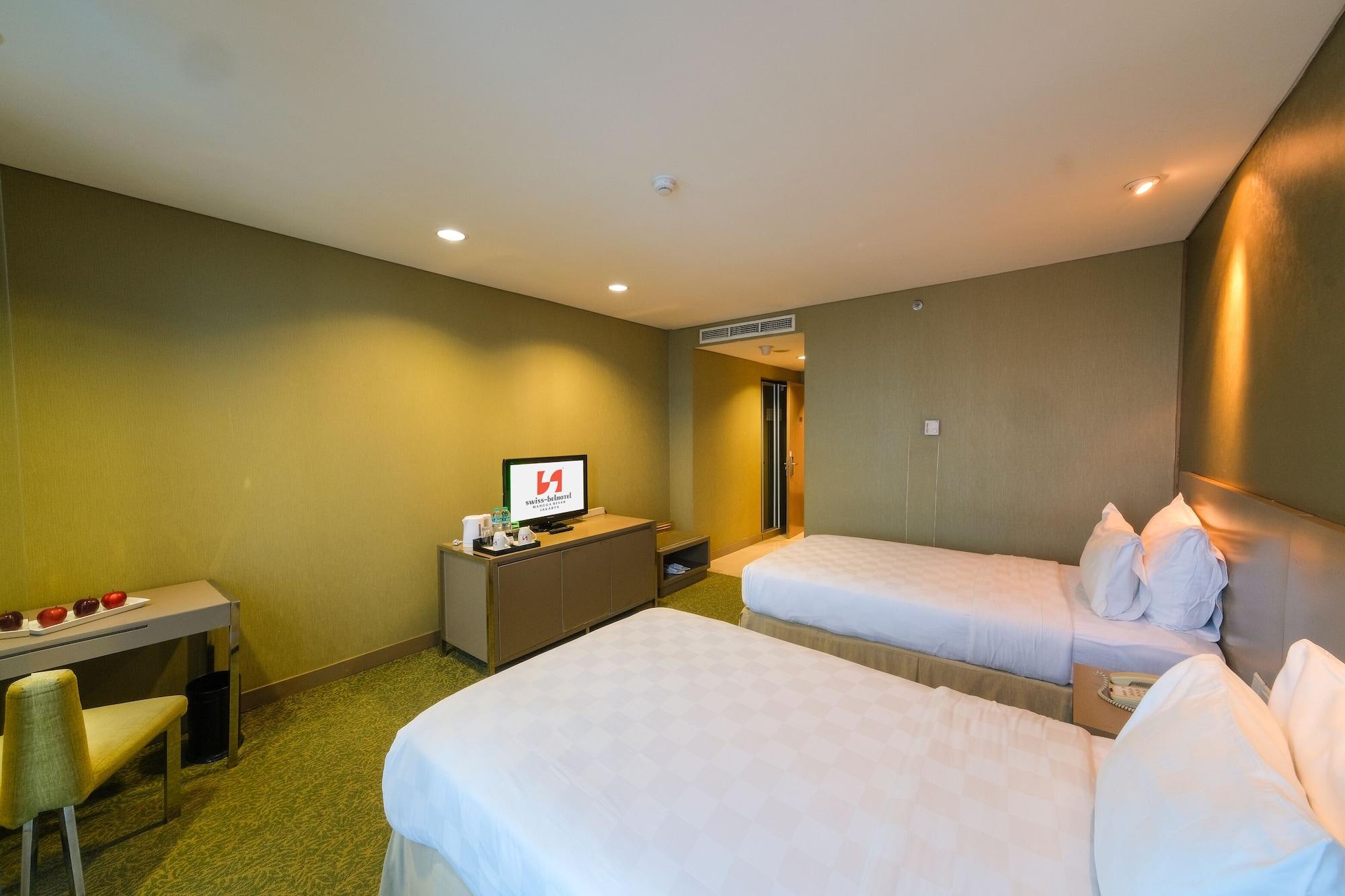 Swiss-Belhotel Mangga Besar Jakarta Exterior photo